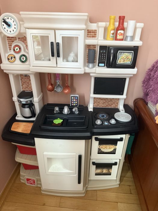 Дитяча ігрова кухня і аксесуари