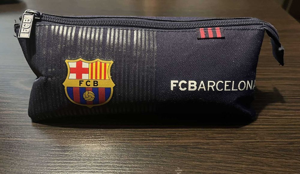 Piórnik FC Barcelona 3-komorowy