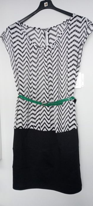 Sukienka mini z paskiem rozmiar L/XL