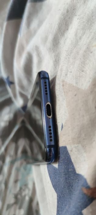 Телефон Xiomi mi 9 SE