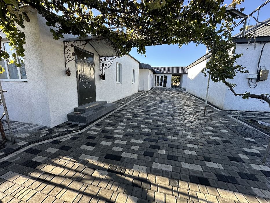 Первомайськ Тротуарна плитка Бруківка– продаж та укладання