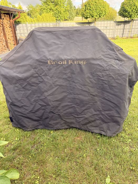 Grill gazowy Broil King Regal 490 + Rożen Pokrowiec Podswietlane pokrętla