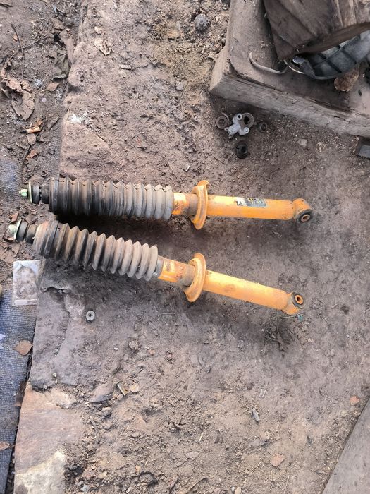 Задние стойки ваз 2108-2109-2114-2115-2110-2111-2112 калина приора