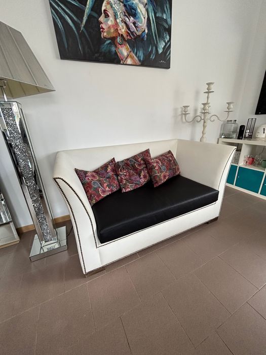 Sofás em pele 160 de comprimento.  Como novo