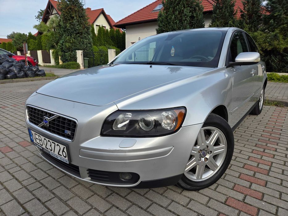 Volvo S40