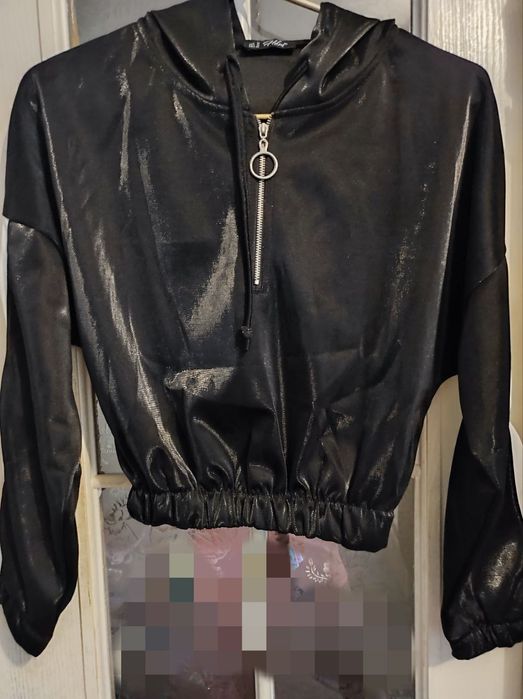 Продам женский спортивный костюм