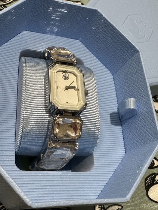 Zegarek cyrkonia swarovski