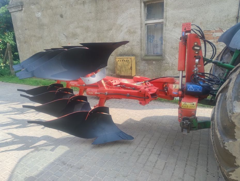 Kuhn  kuhn kuhn kuhn