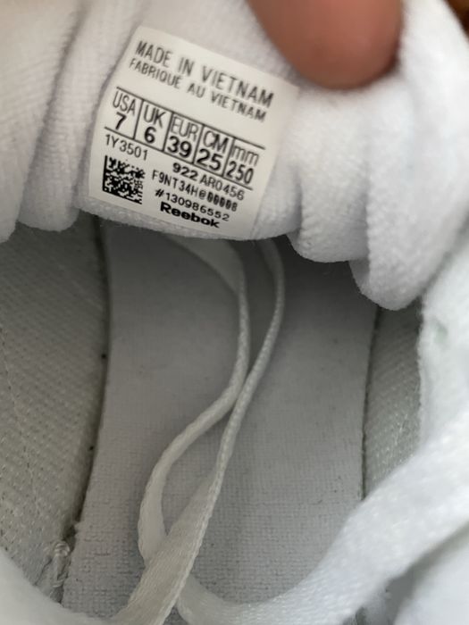 Reebok жіночі кросівки (39 роз
