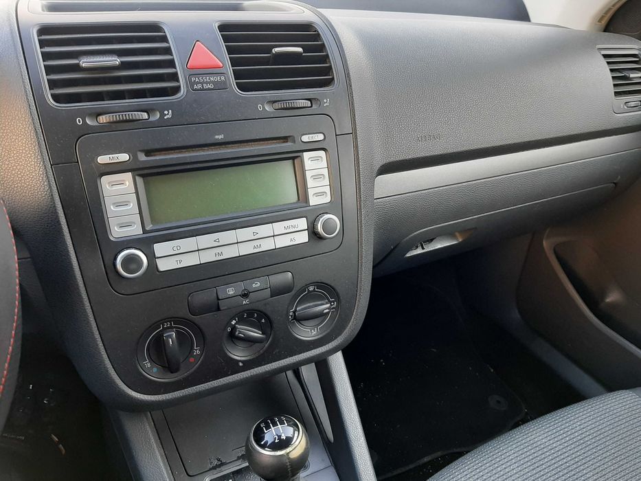 VW Golf 1.9 TDI de 105 cv ,2008