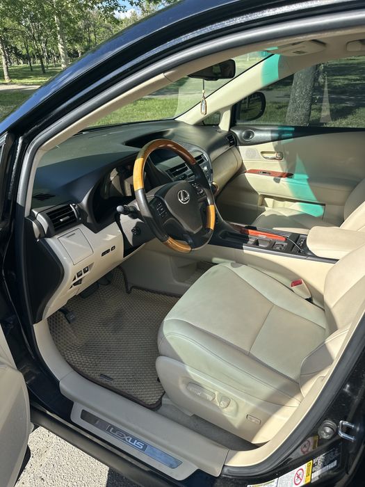 Продам Lexus RX350