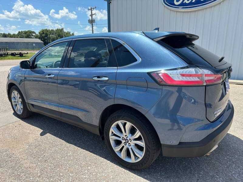 2019 Ford Edge Titanium
