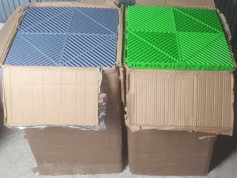 Mata drenażowa płytki modułowe 40x40 cm zestaw 315 sztuk 50,4 m² 6zł/s