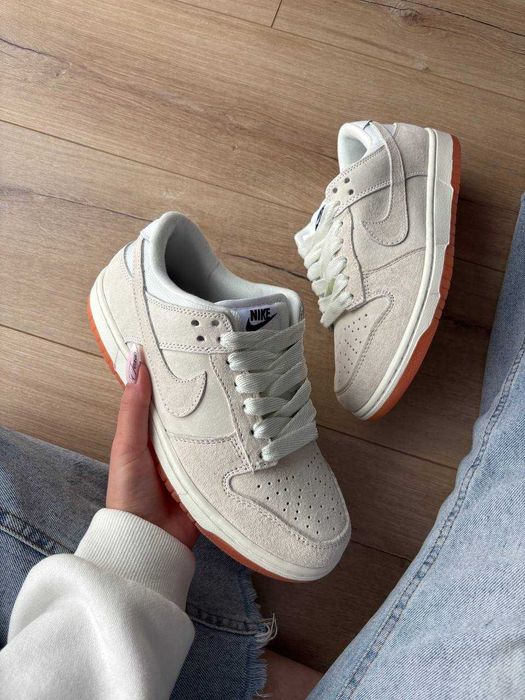 Кросівки Nike Dunk Low Pro B Pale Ivory замшеві, молочні (38-41)