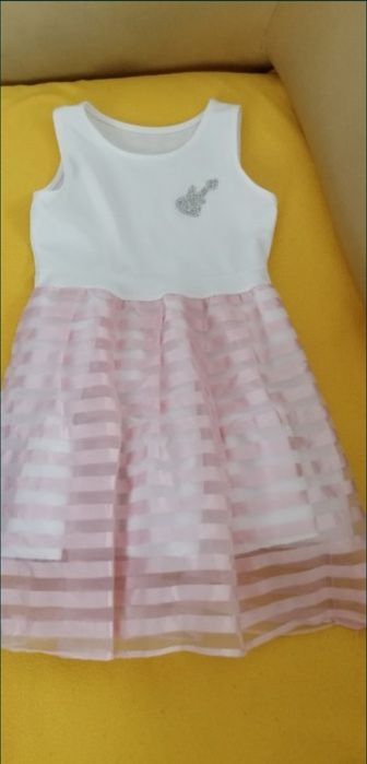 Sukienka biało różowa roz. 152