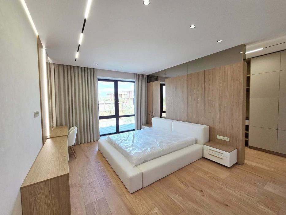 Будинок 250 м2 в КМ охорона басейн газ ремонт с. Ходосівка 8 км Київ