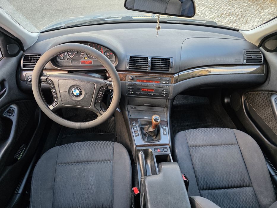 BMW 320 — fotografia 5
