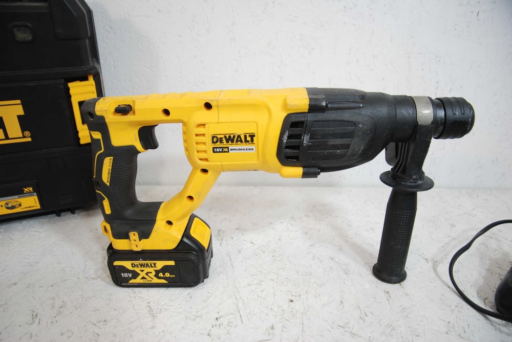 Młotowiertarka Dewalt