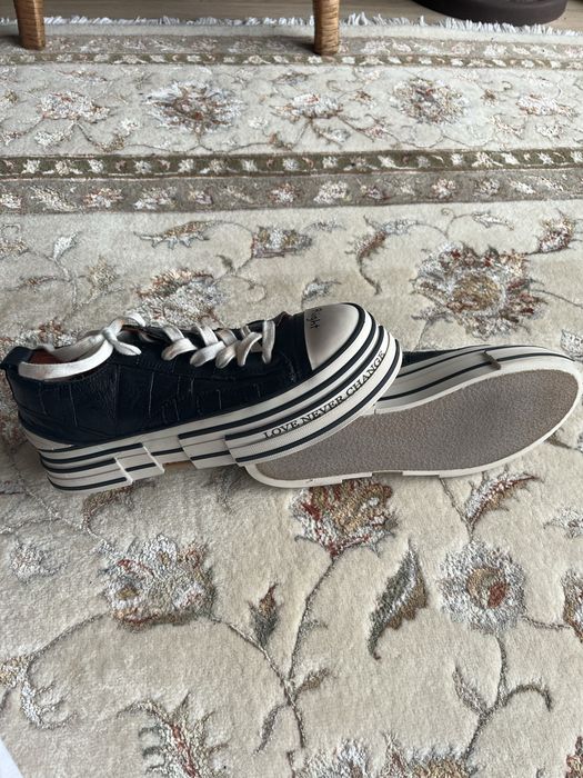 Vendo sapatos unissexo