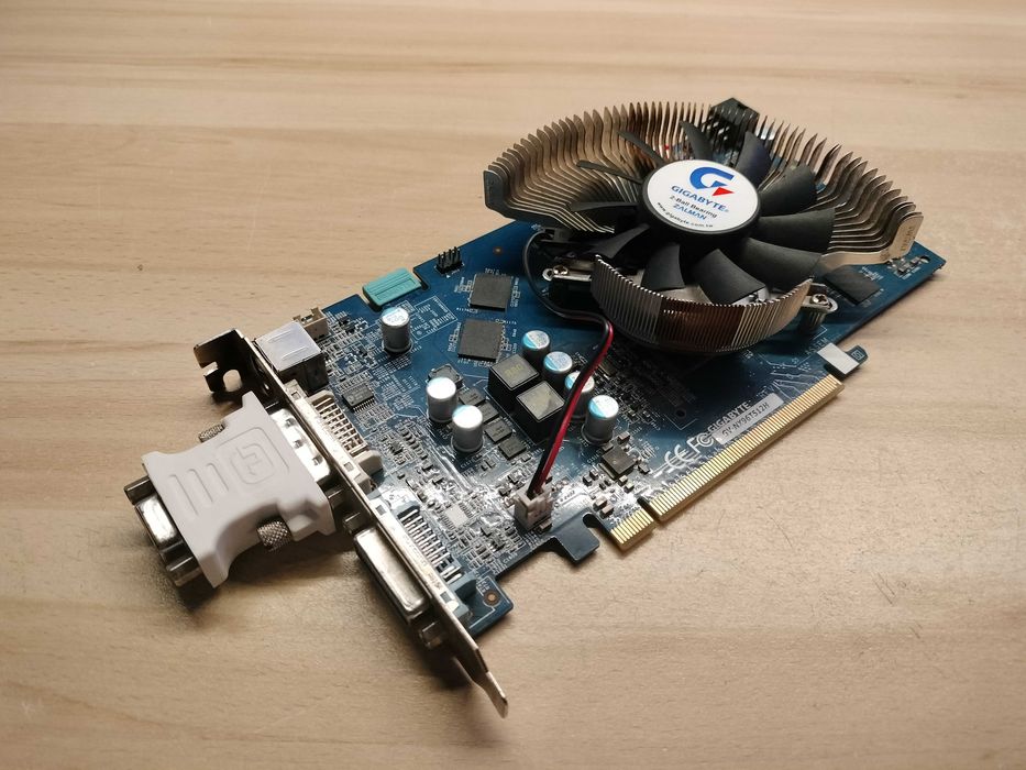 Karta graficzna 9600 GT NVIDIA GeForce Gigabyte 512MB