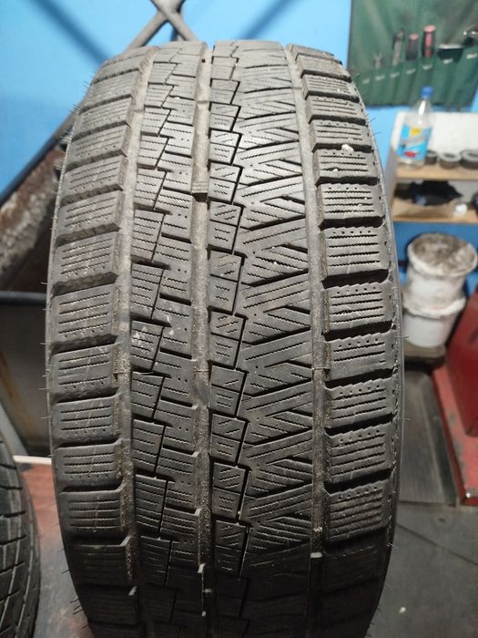 Продам шины 225/45/17. KAPSEN.