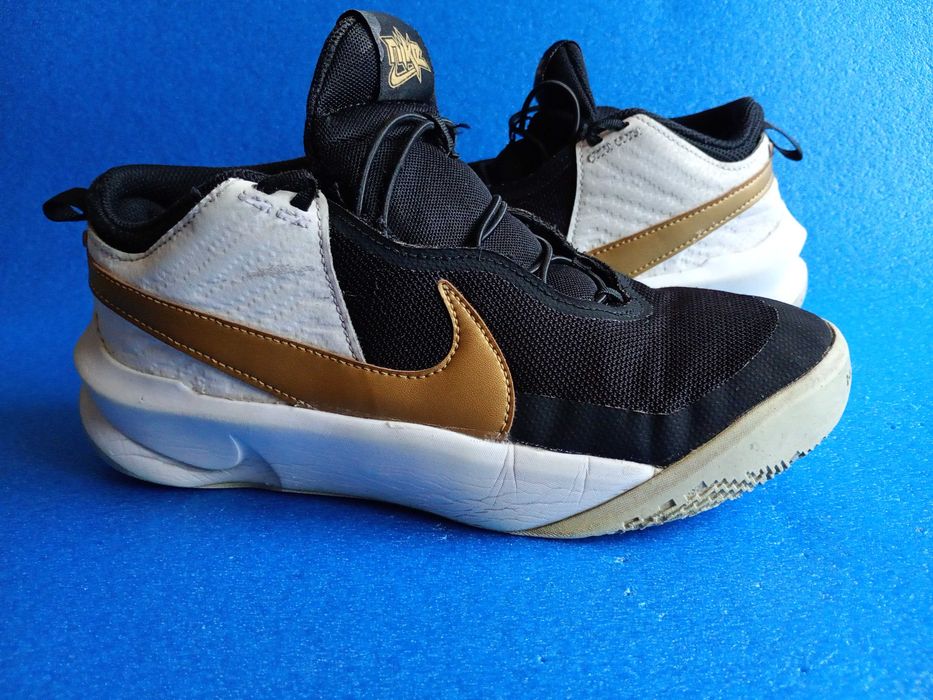 Buty chłopięce Nike Hustle 39