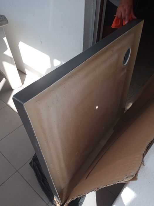 Vendo  Lavatoria, estado Nova.