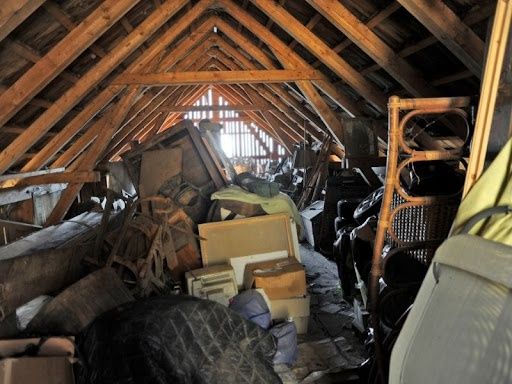 Sprzątanie-opróżnianie domów, mieszkań, piwnic, garaży, strychów
