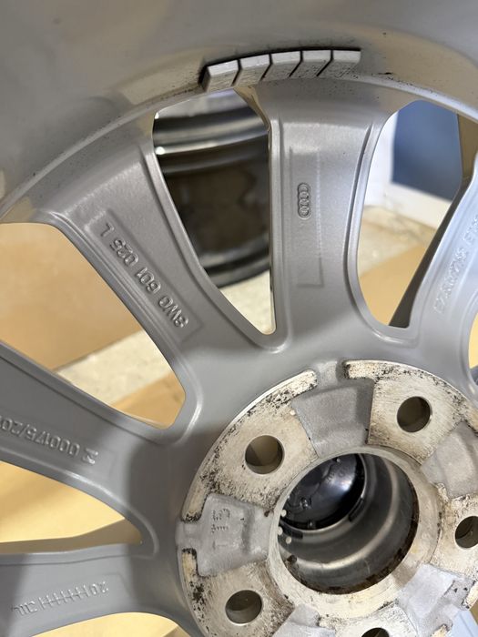 Диски 5x112 R17 Audi A4 S4 B9 4шт