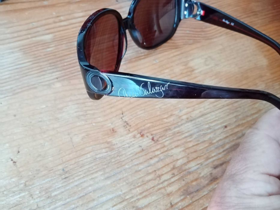 oculos de sol Burberry