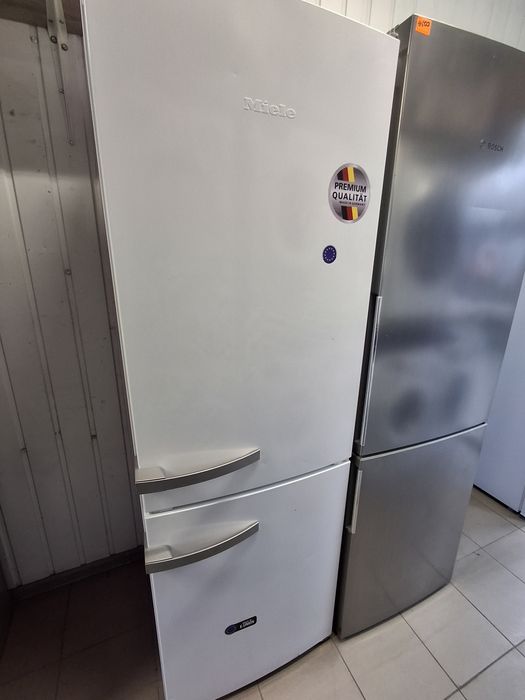 Холодильник Miele model 12823 SD-1