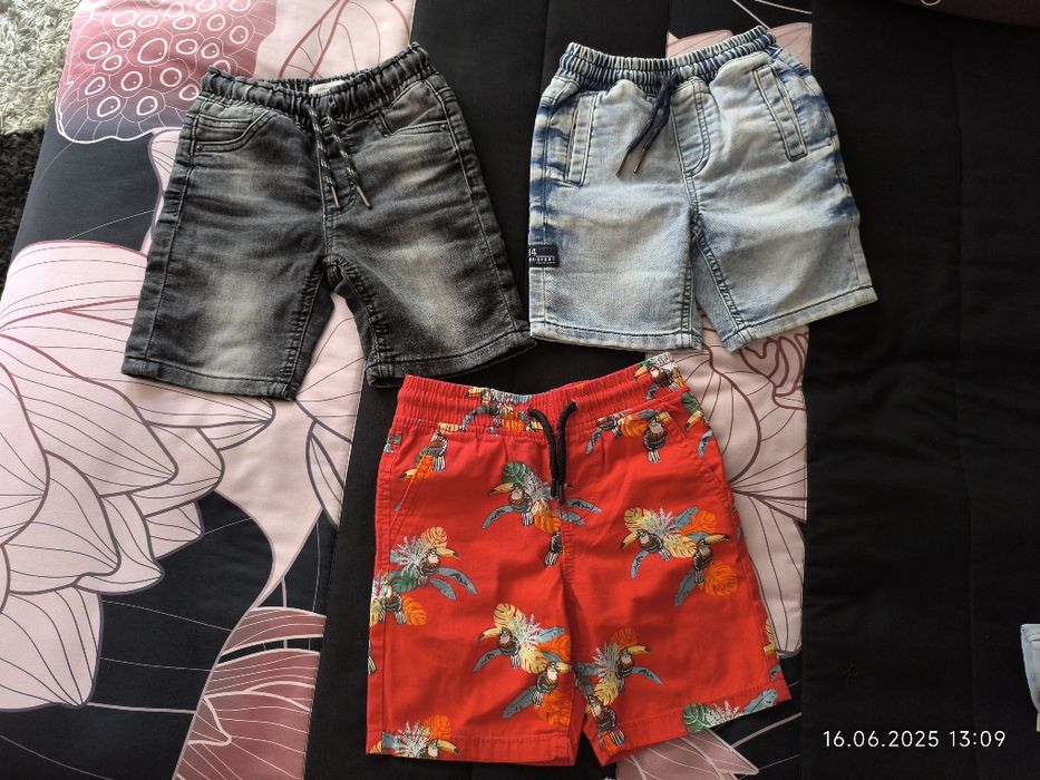 Krótkie spodenki szorty chłopięce 92-98