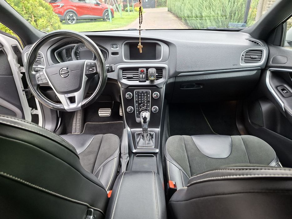Volvo V40 T3 Drive-E Dynamic Edition