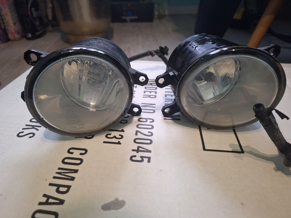 Halogen przód Toyota Auris I generacja