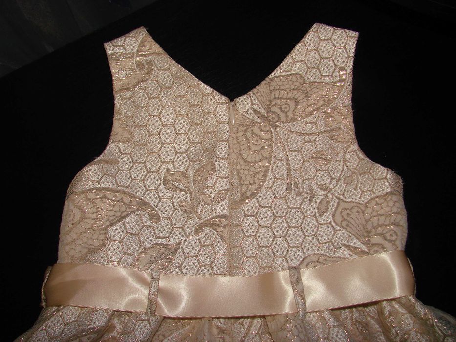 шикарное золотое платье Monsoon 2-3 г как новое!