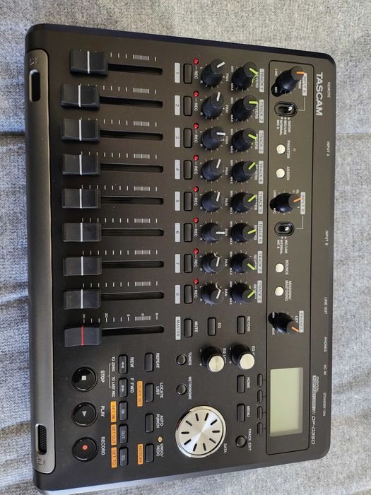 TASCAM DP-03SD Digital PortaStudio portable 8-track digital recorder