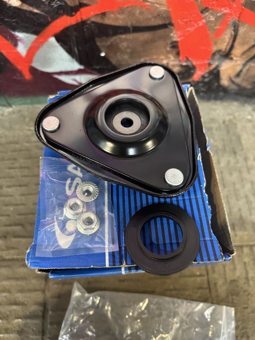 Опора Lancer 9 Sachs 802 403 019
