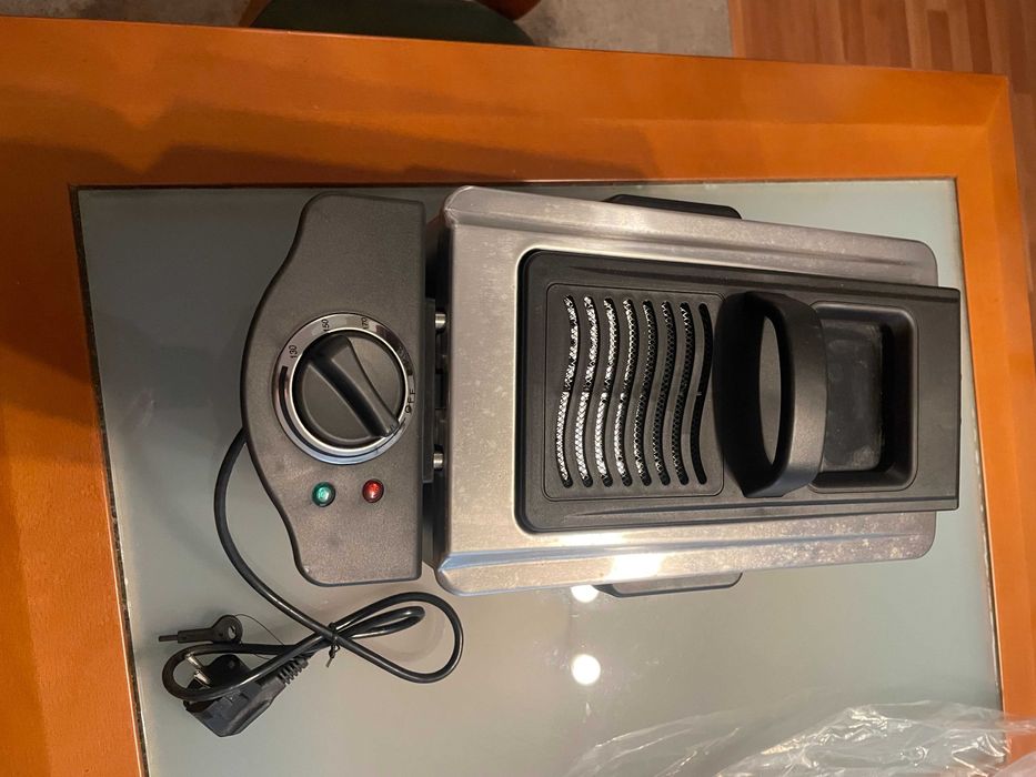 Fritadeira elétrica Becken 3L ( Nova )