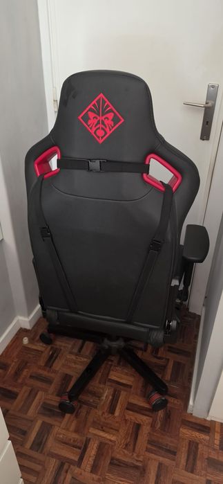 HP Omen Citadel Cadeira Gaming vermelha ,Preta ,Tapete,Suporte