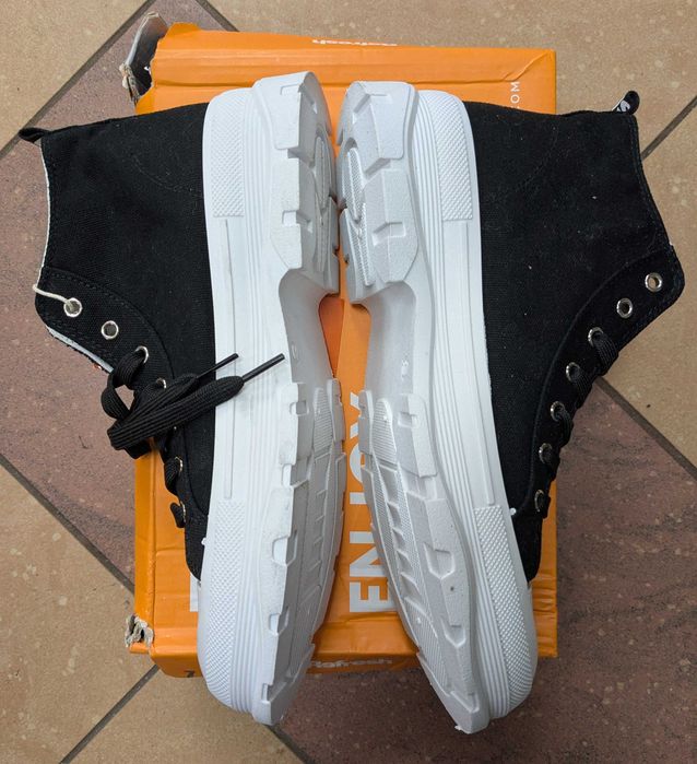 Refresh trampki czarne rozm. 40