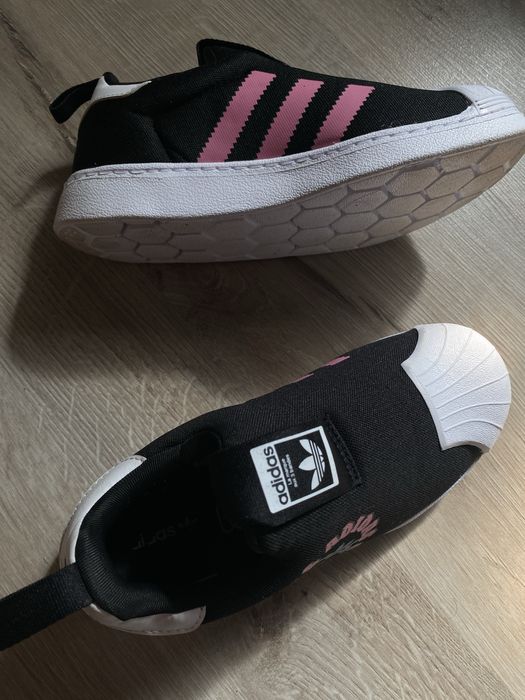 Сліпони Adidas,35 р