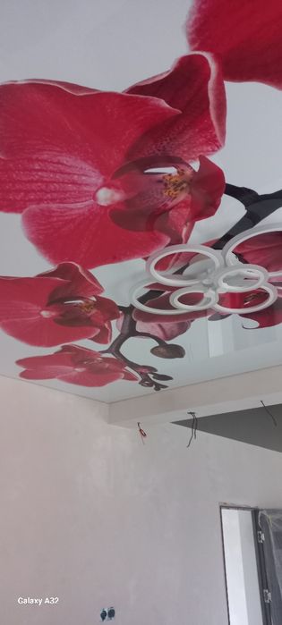 Монтаж натяжної стелі.