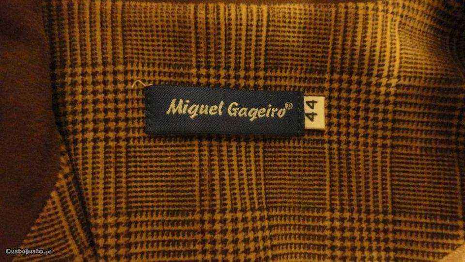 Fato completo de senhora castanho Miguel Gageiro