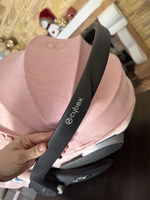 Cybex автокрісло