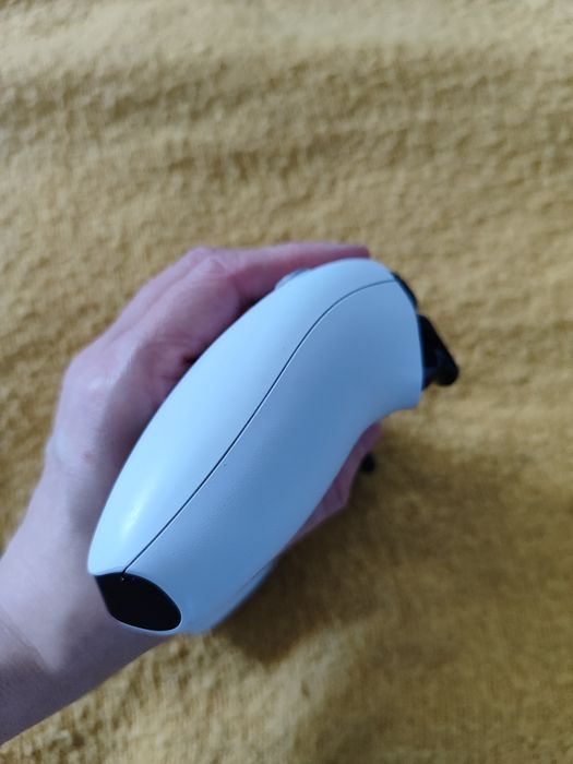 Pad do ps5 Dualsense z analogami TMR
