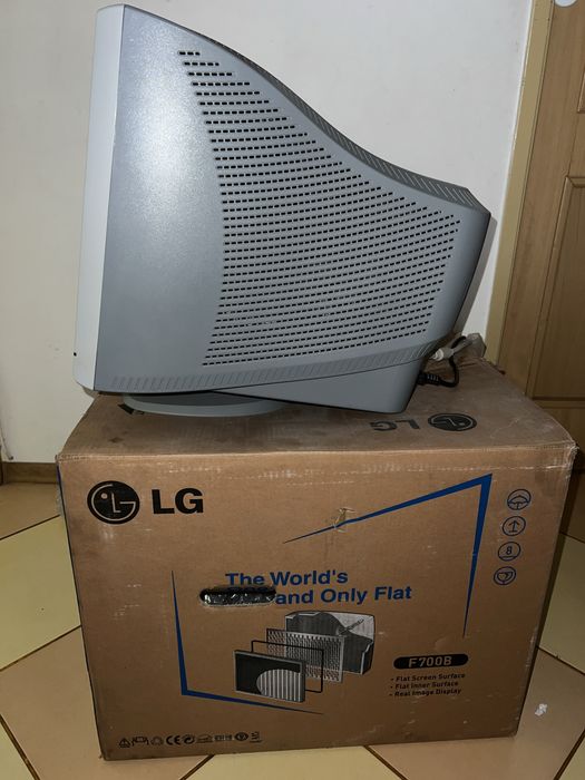 Monitor LG FLATRON 700B 2002r. retro