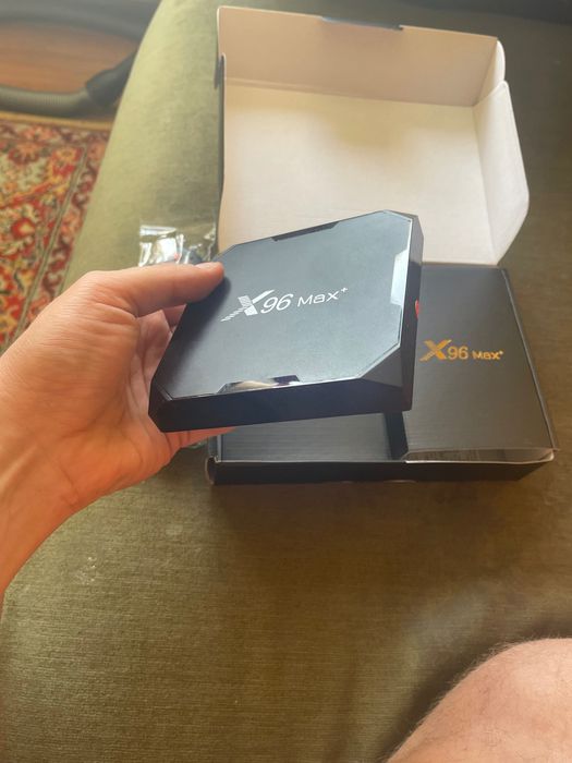 Смарт ТВ приставка X96 Max+ (2GB RAM / 16GB ROM) Android TV Box