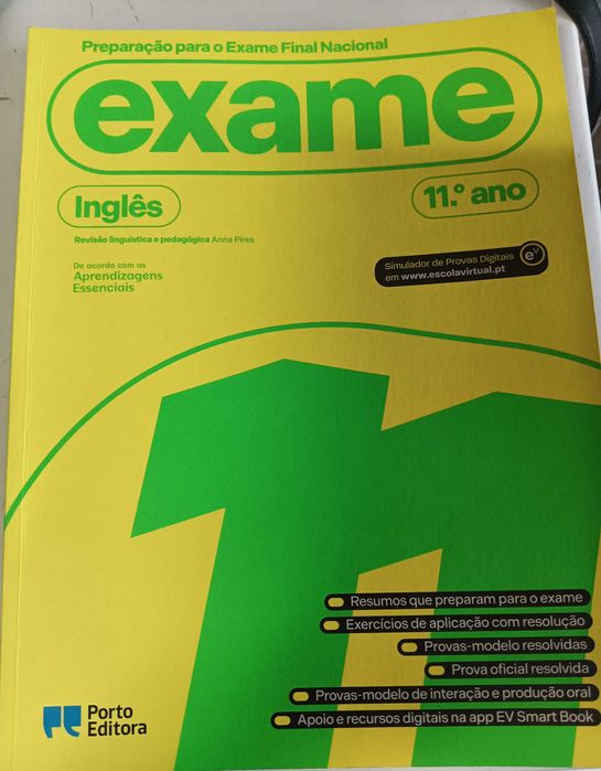 Manual de preparação de exames de Inglês - 11 ano