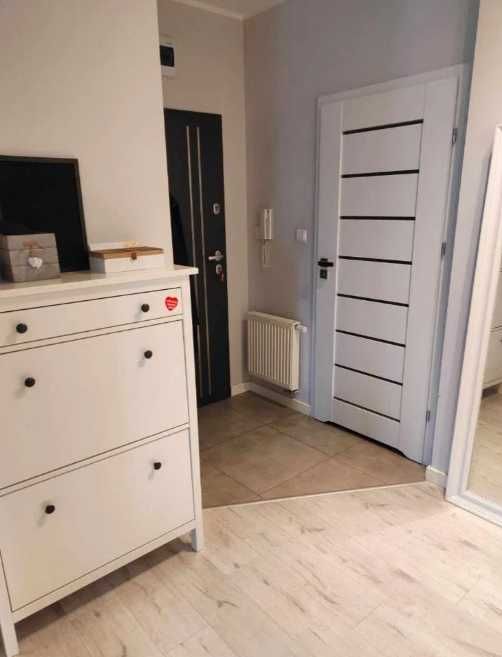 Komfortowo umeblowane mieszkanie w świetnej lokalizacji. 52 m2. 2 pokoje