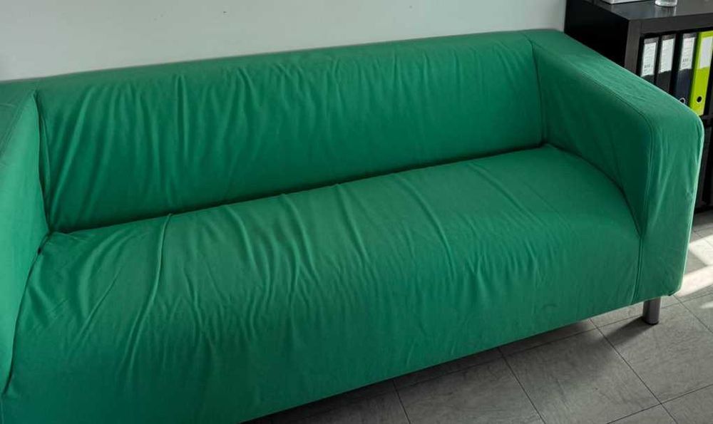 Sofá 2 lugares Ikea KLIPPAN verde